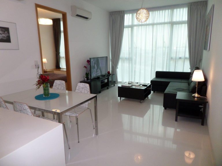 6 Living Room