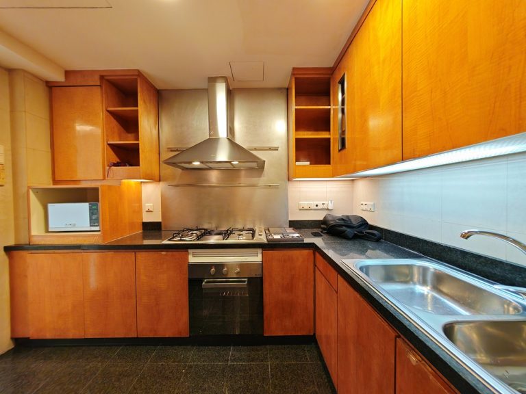 [5137542]Kitchen_Pic2_