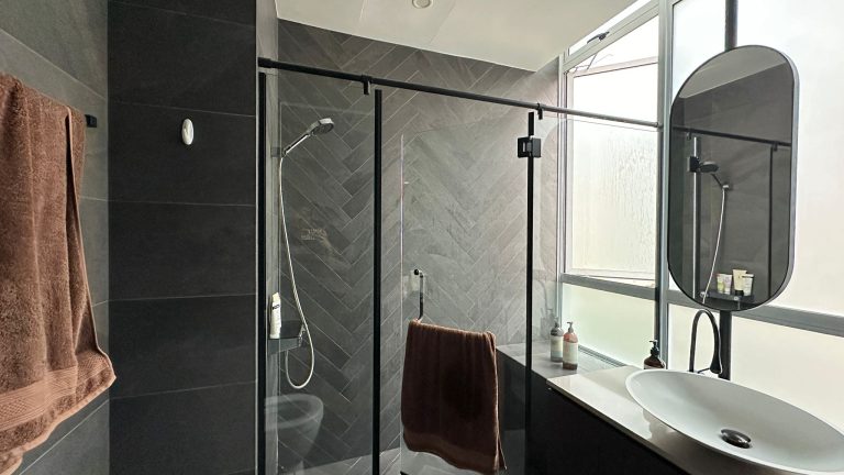 Luxe Ville Master bath