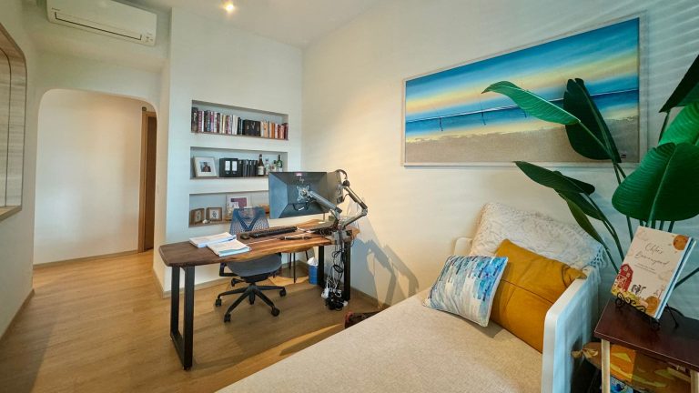 Luxe Ville open office room